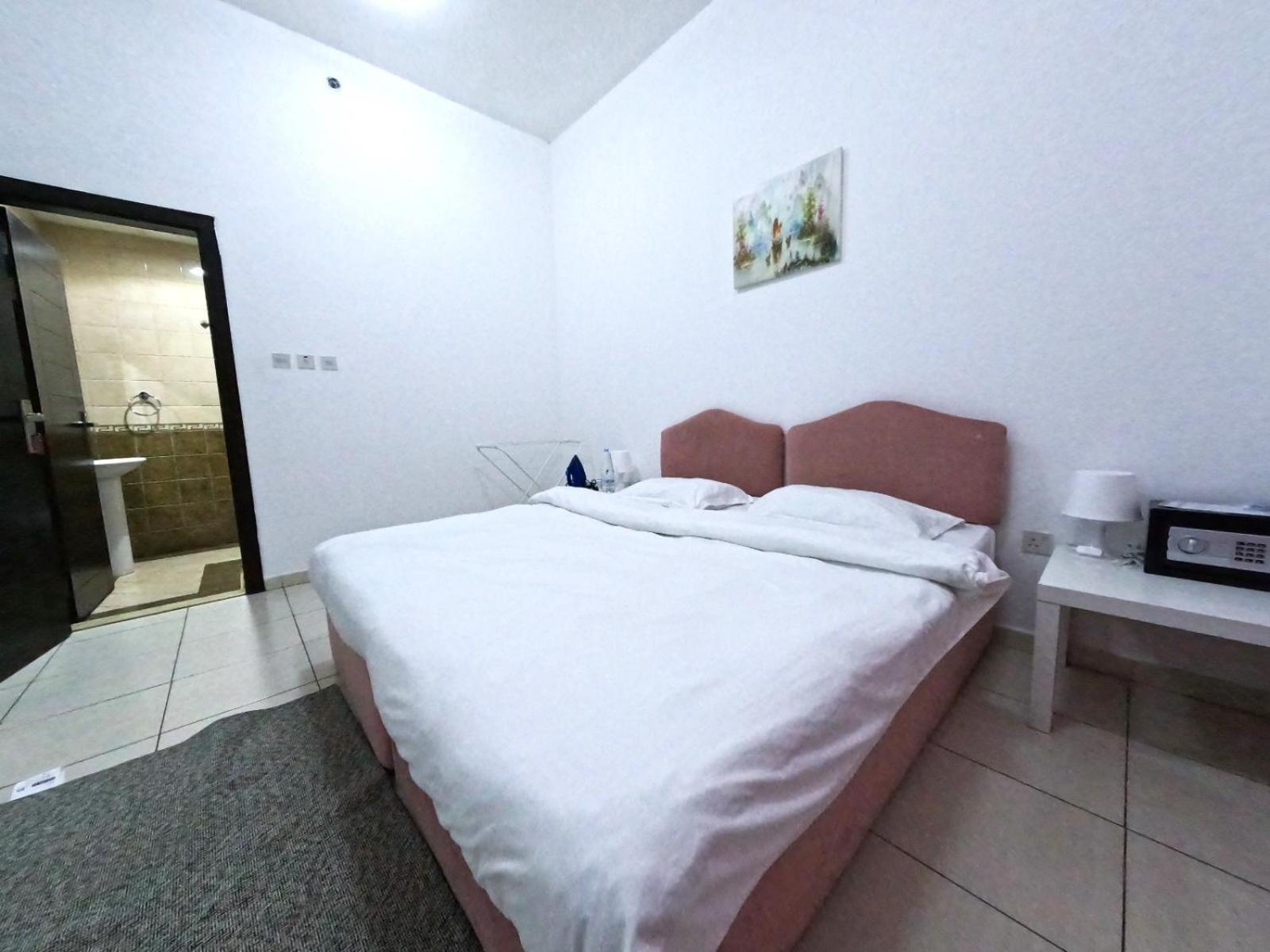 Al Badaa Star Residence - Home Stay Dubai Exterior photo